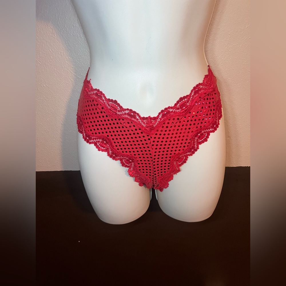Thong - Picture 2 of 4
